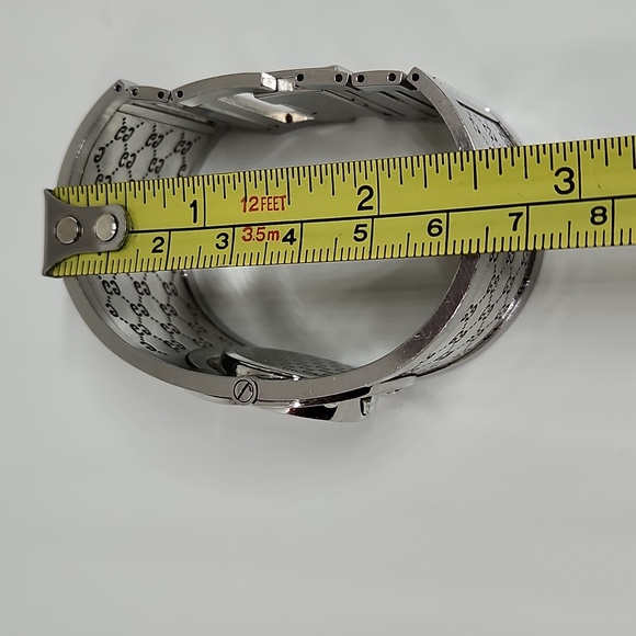 Gucci Watch - Picture 9 of 11